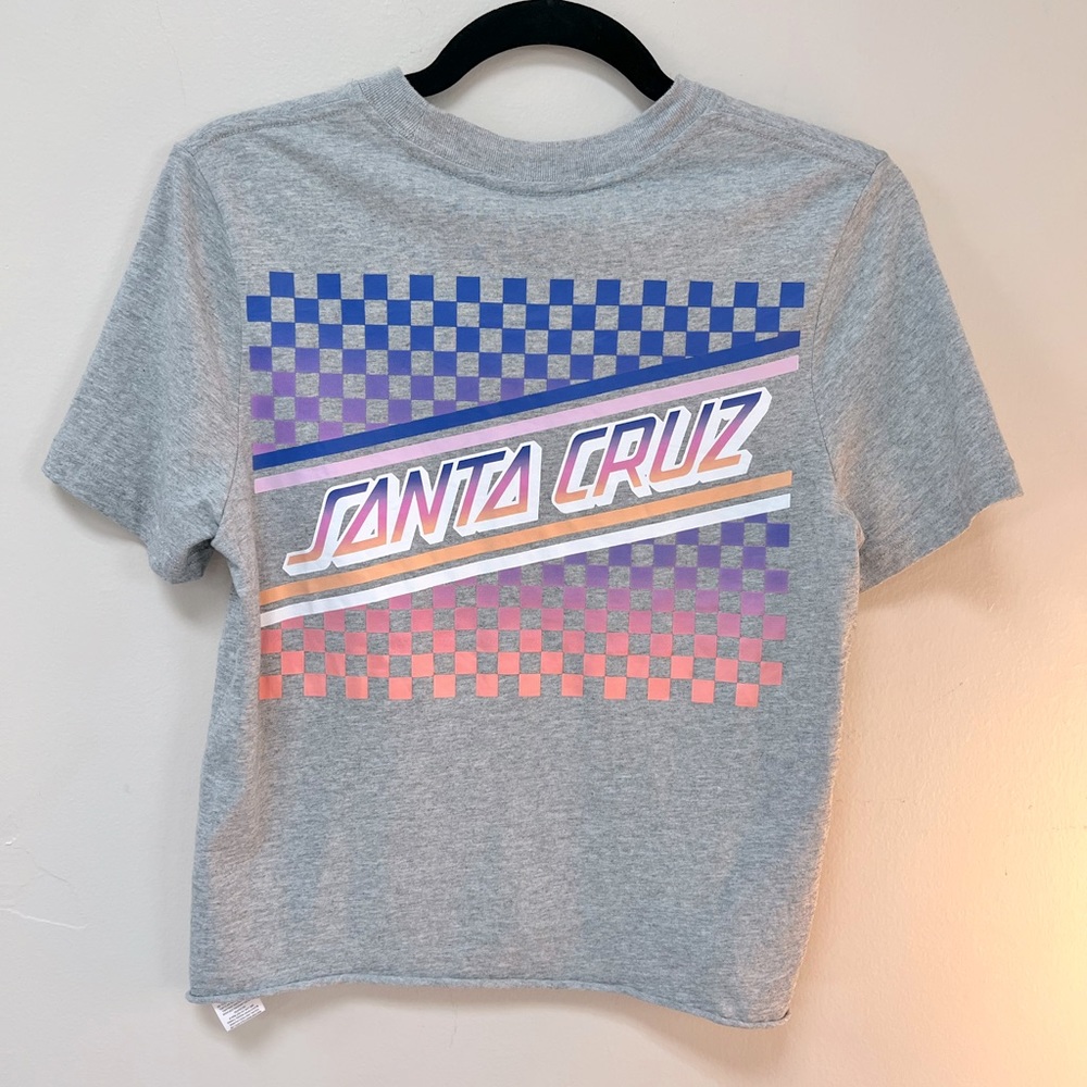 Santa Cruz grey graphic tee size small